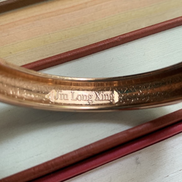 Hello Kitty Enamel Bracelet - Picture 7 of 13